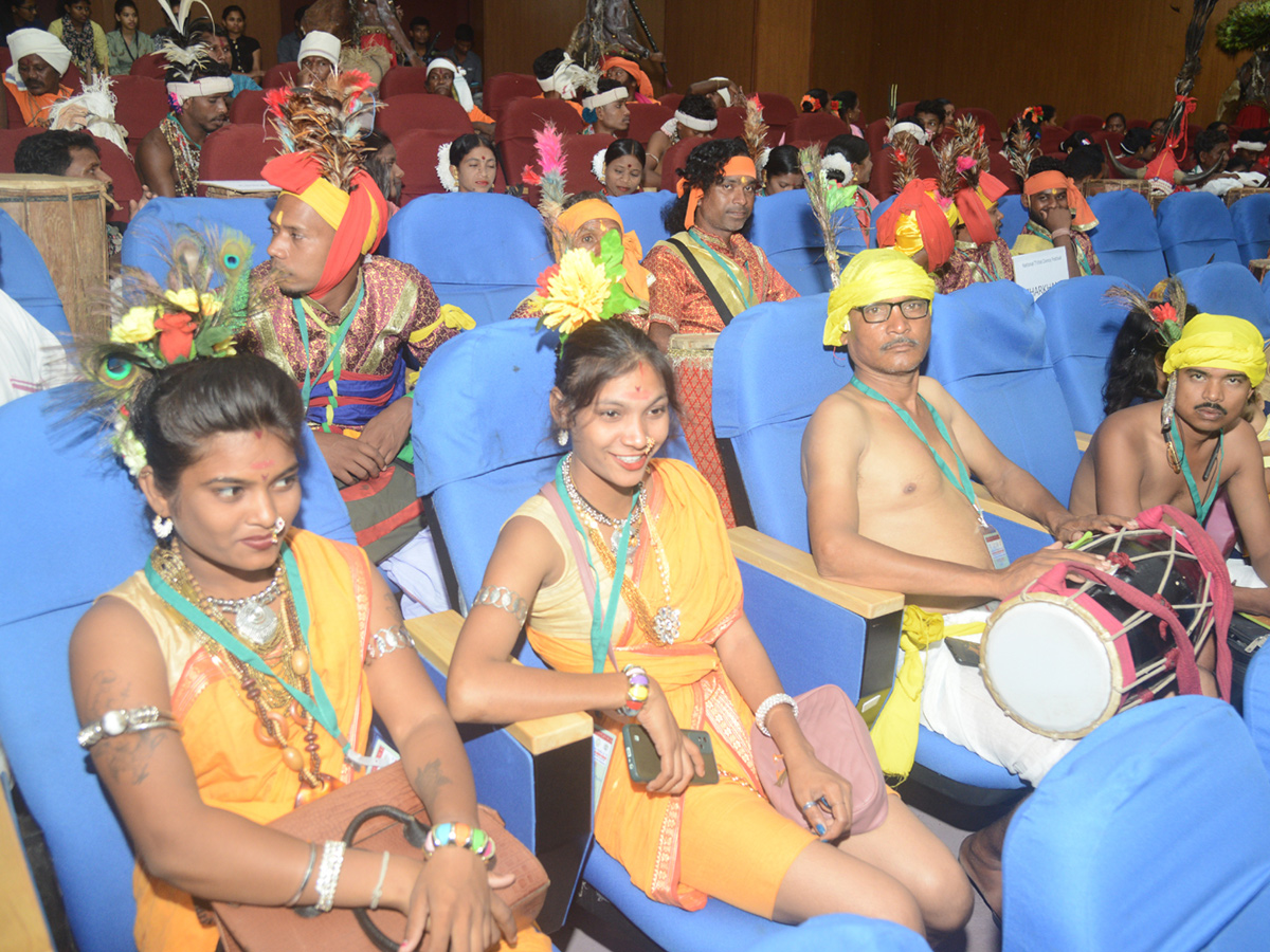 National Tribal Dance Festival in Visakhapatnam Photo Gallery - Sakshi16