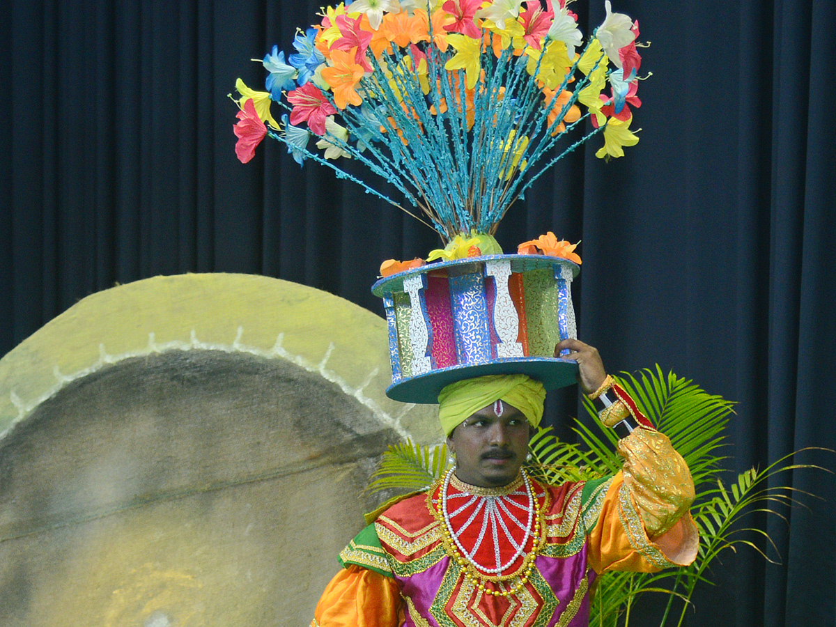 National Tribal Dance Festival in Visakhapatnam Photo Gallery - Sakshi4