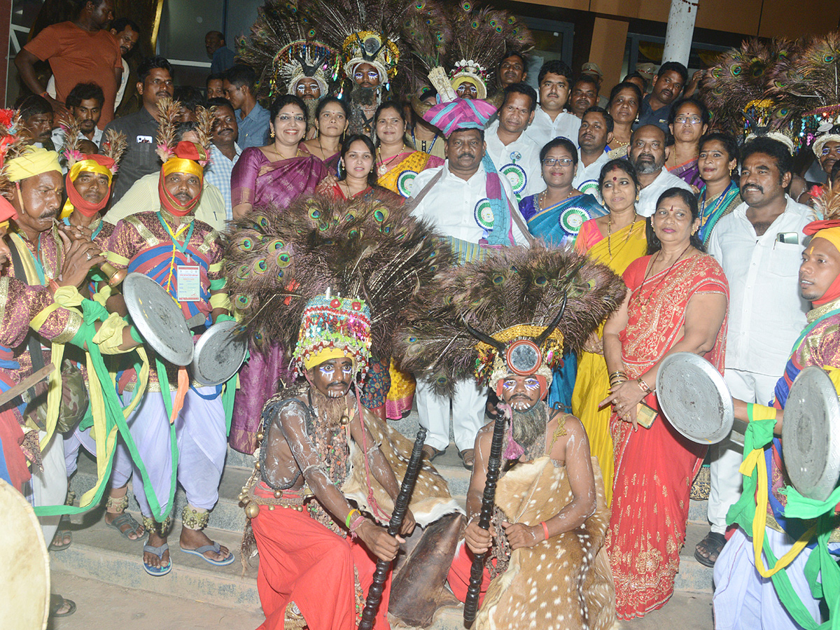 National Tribal Dance Festival in Visakhapatnam Photo Gallery - Sakshi8