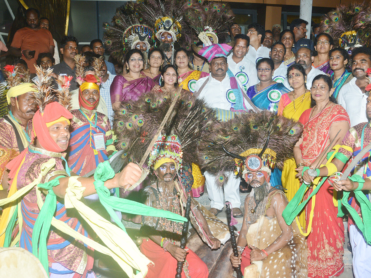 National Tribal Dance Festival in Visakhapatnam Photo Gallery - Sakshi9