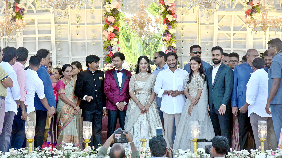 CM Jagan Attends Kavali MLA Ramireddy Pratap Kumar Reddy Son Wedding Reception - Sakshi3