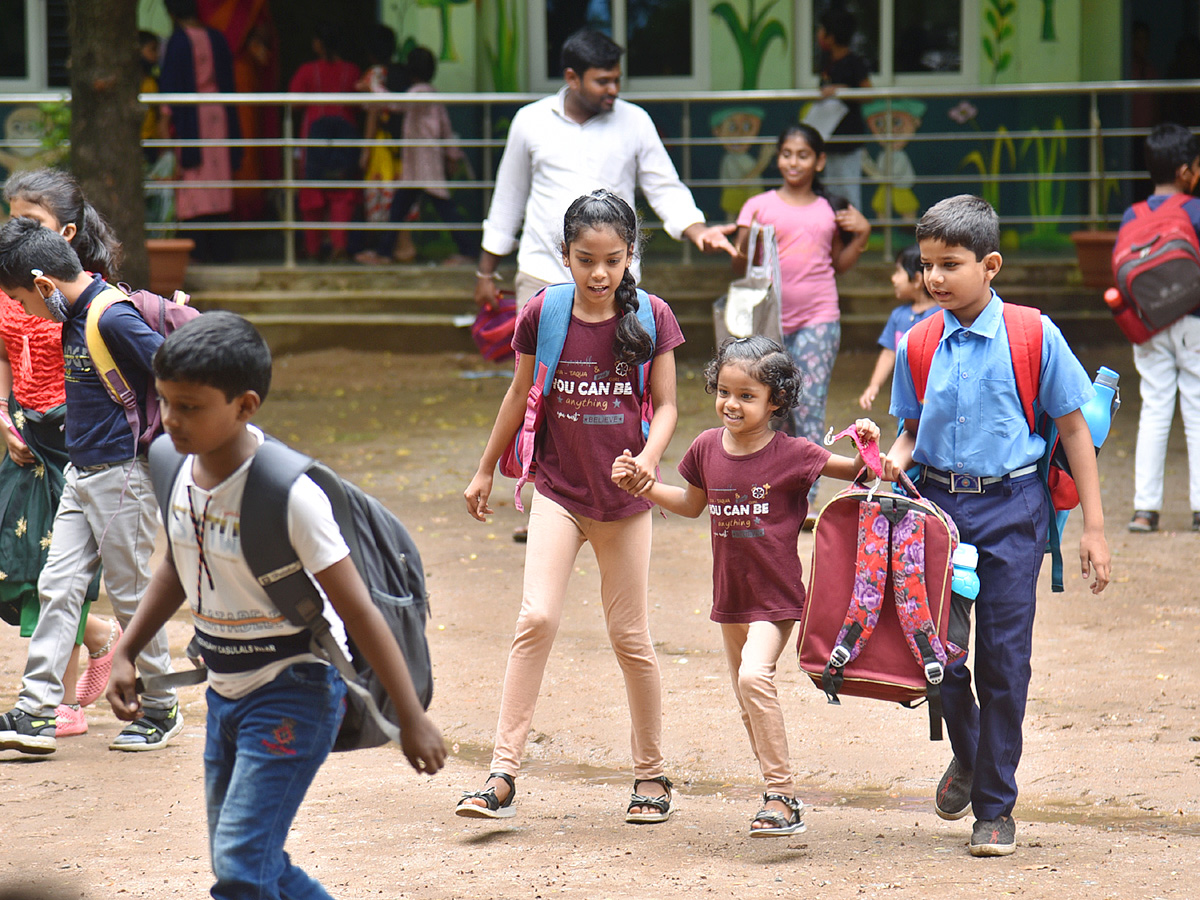 Schools Opening in Telangana Photos - Sakshi2