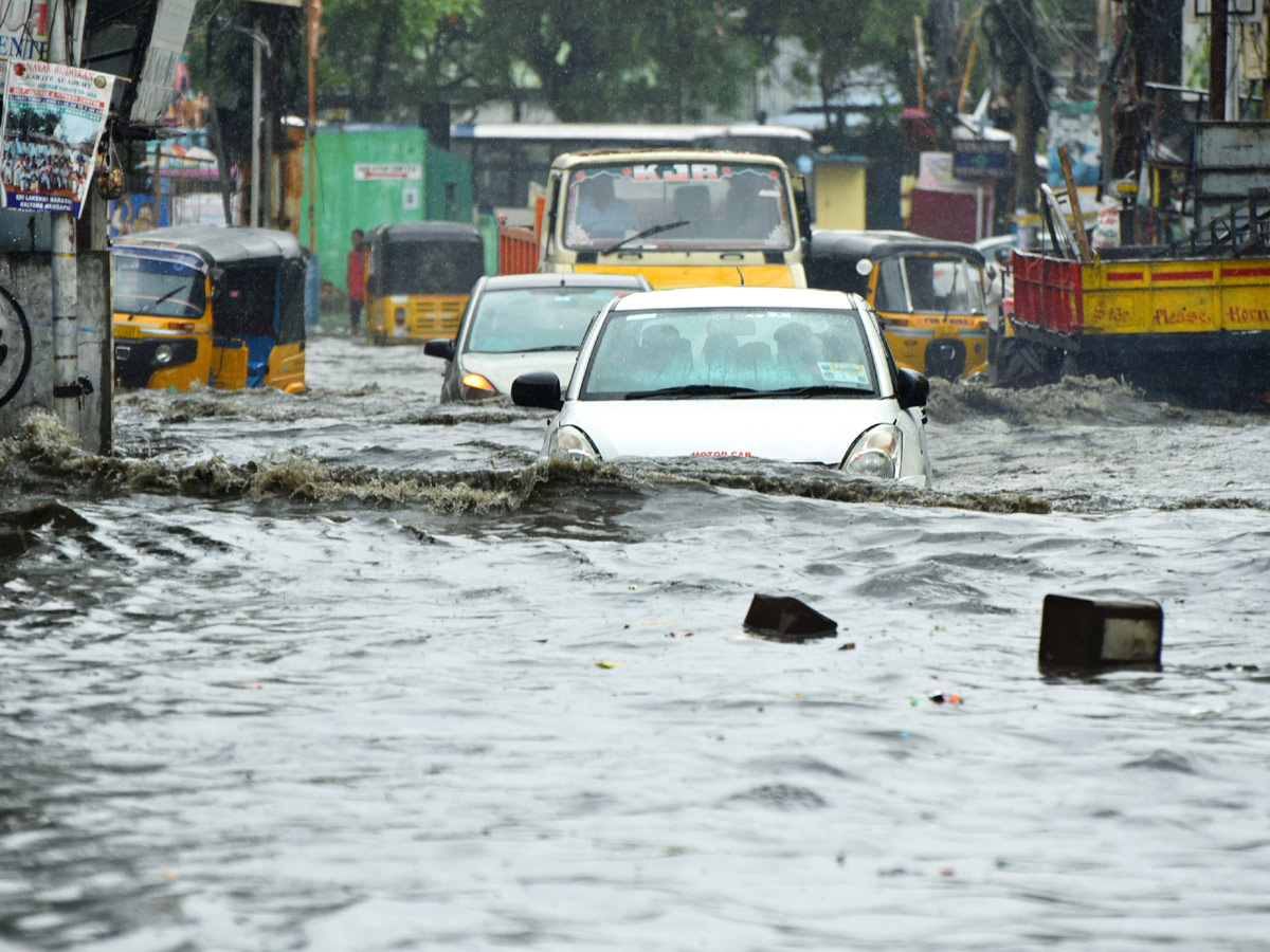 Heavy Rain in Hyderabad Photos - Sakshi2