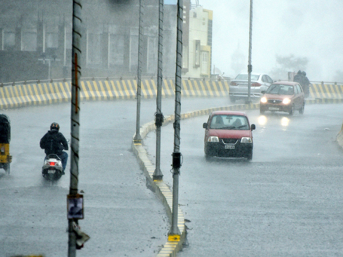 Heavy Rain in Hyderabad Photos - Sakshi23