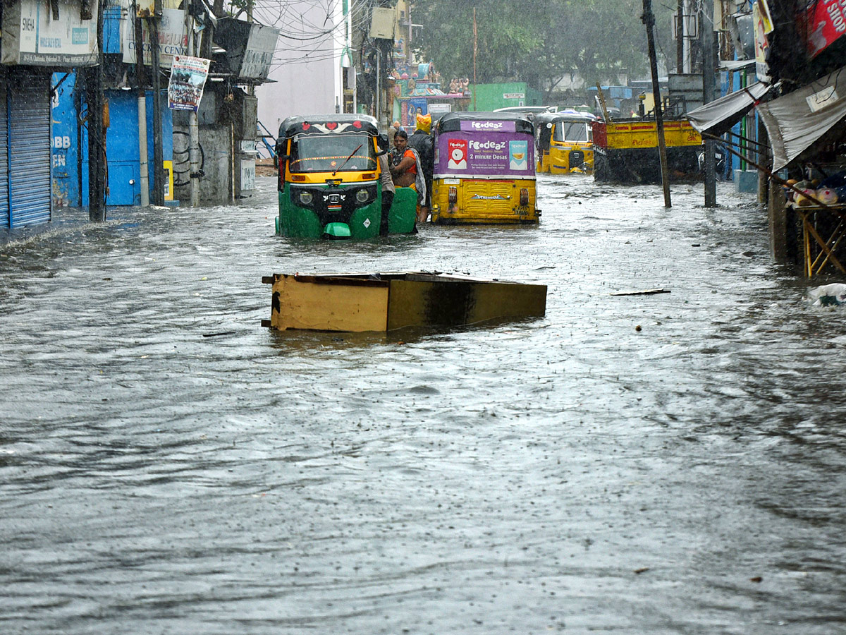 Heavy Rain in Hyderabad Photos - Sakshi3