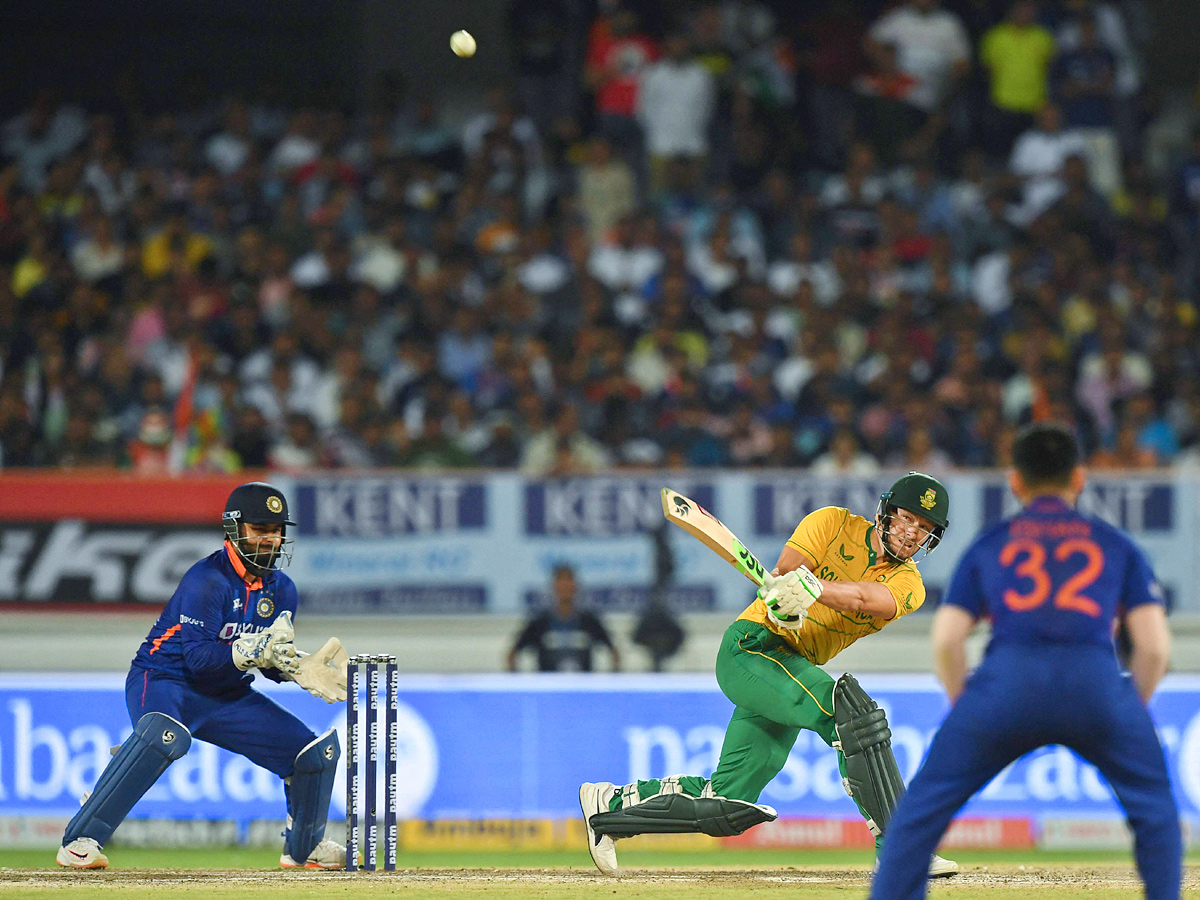 India beat South Africa by 82 runs Photo Gallery - Sakshi27