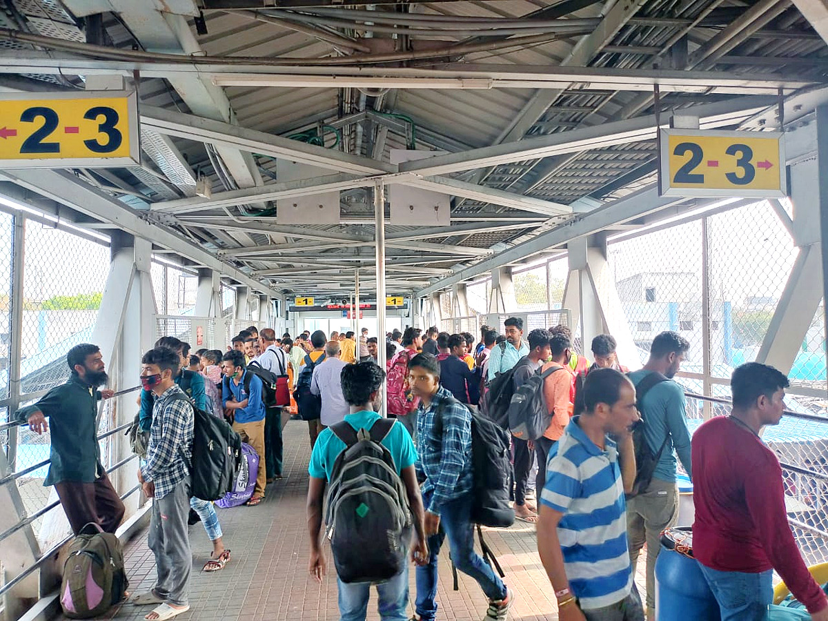 Students Protest At Secunderabad Station Photos - Sakshi12