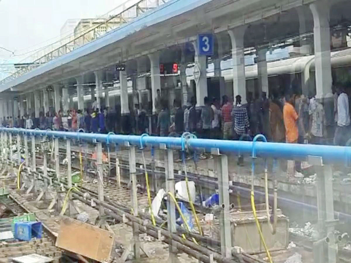 Students Protest At Secunderabad Station Photos - Sakshi27