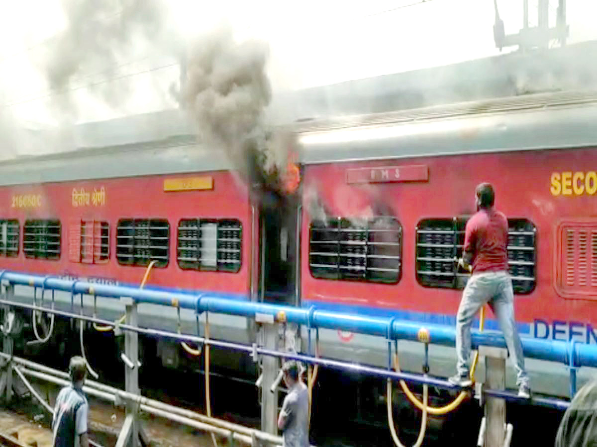 Students Protest At Secunderabad Station Photos - Sakshi29