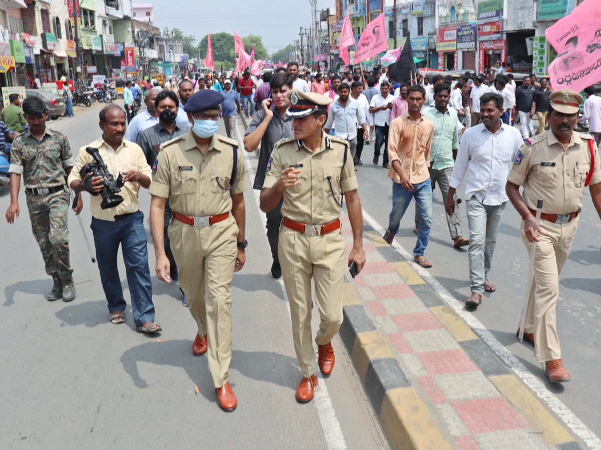 Army Aspirant Rakesh Funeral Ends Photo Gallery - Sakshi9