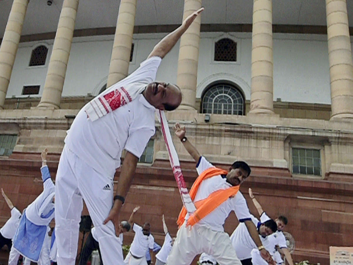 International Yoga Day 2022 Photo Gallery - Sakshi17