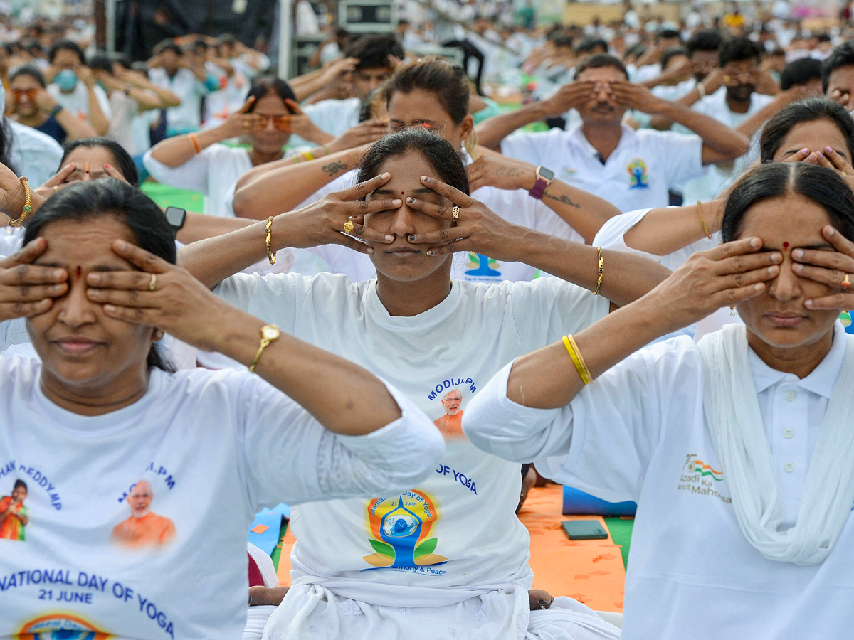 International Yoga Day 2022 Photo Gallery - Sakshi25