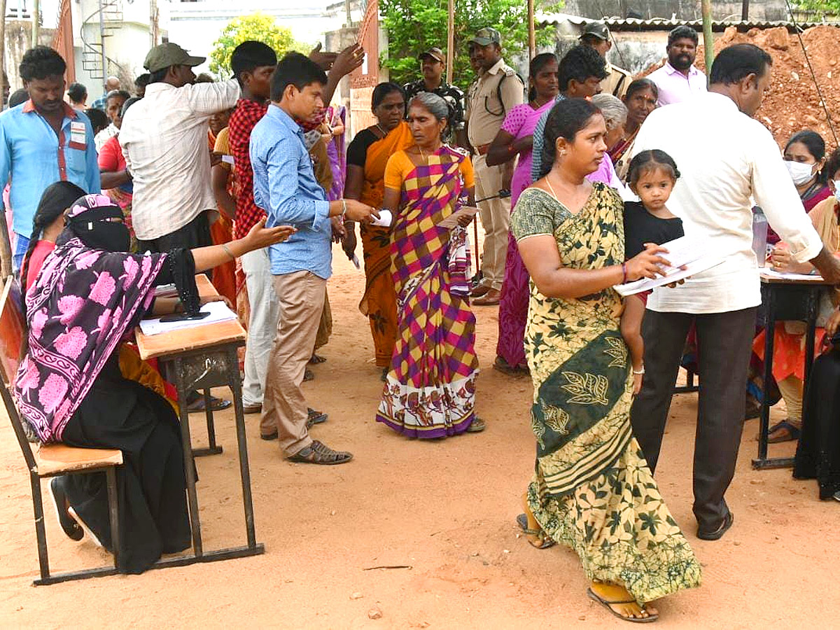 AP Athmakur Bypoll Voters Que Photos - Sakshi16