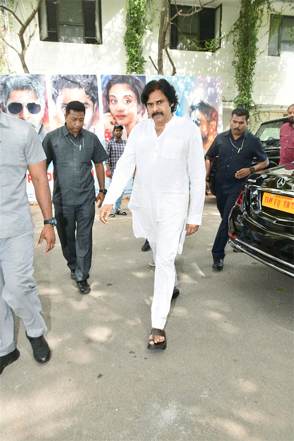 Pawan Kalyan launches Vishwak Sen Aishwarya Arjun Movie - Sakshi12