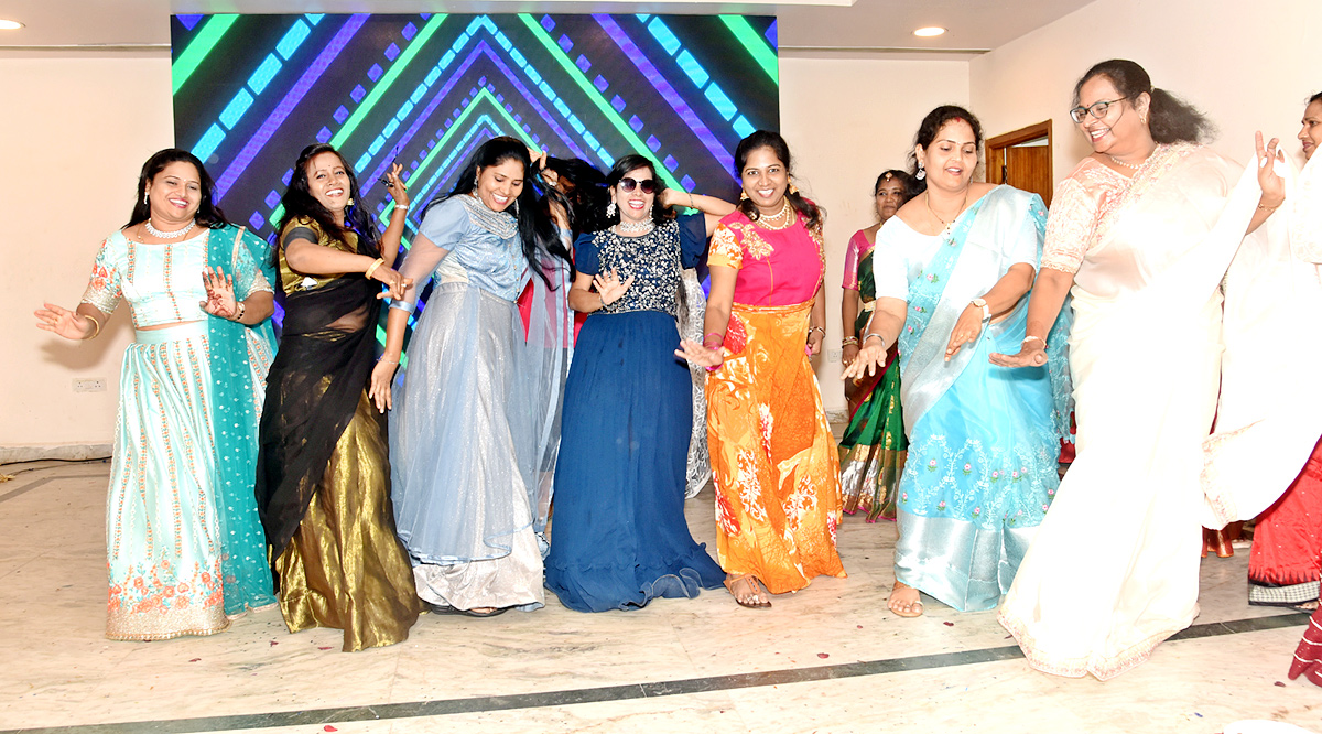 International Beautician Day celebrated at  Visakhapatnam - Sakshi9