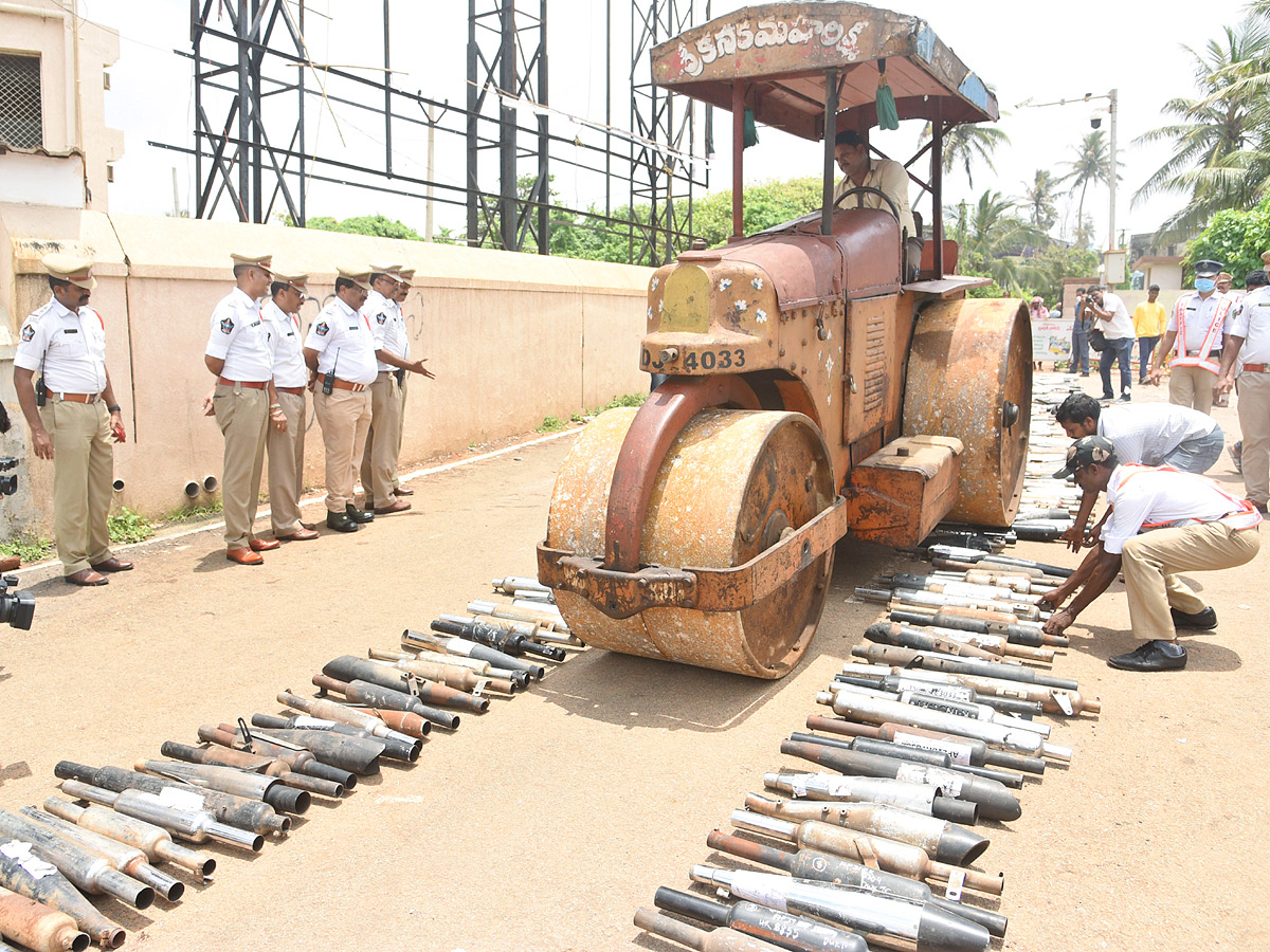 Vizag police destroys 630 modified silencers - Sakshi4