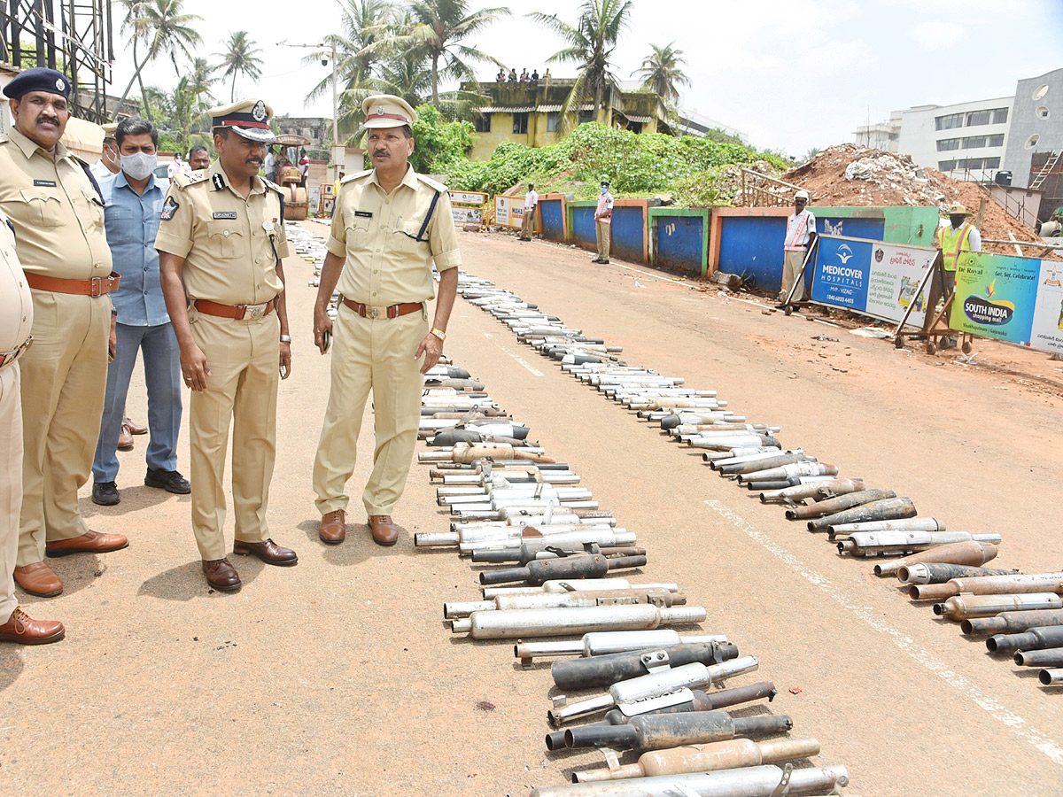 Vizag police destroys 630 modified silencers - Sakshi6