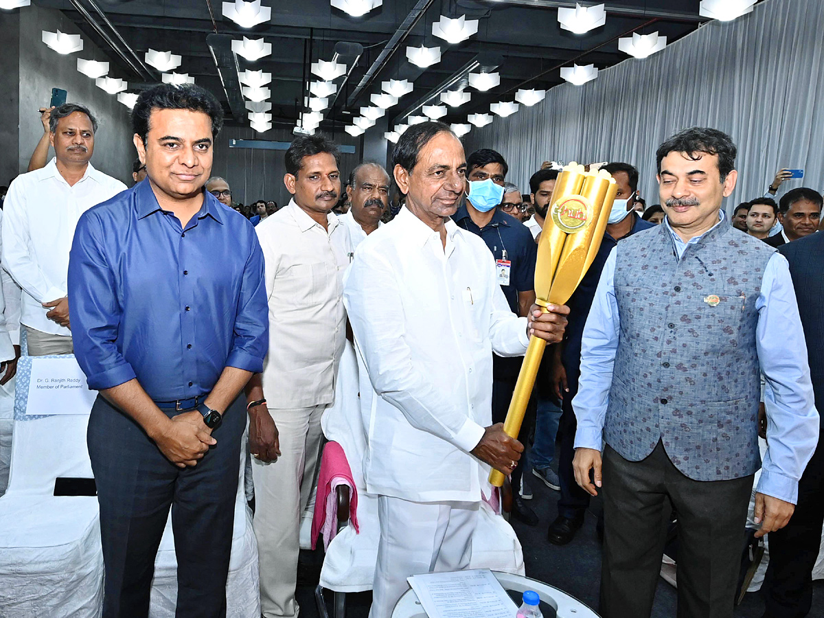 CM KCR Inaugurates T Hub Phase 2 In Hyderabad Photo Gallery - Sakshi7