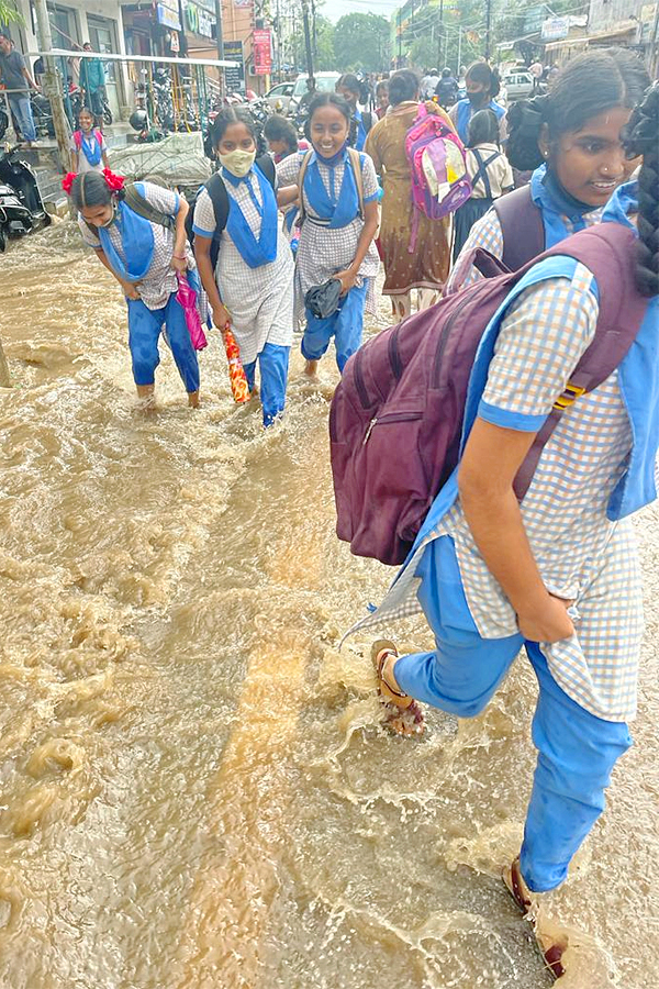 Heavy Rain in Hyderabad - Sakshi13