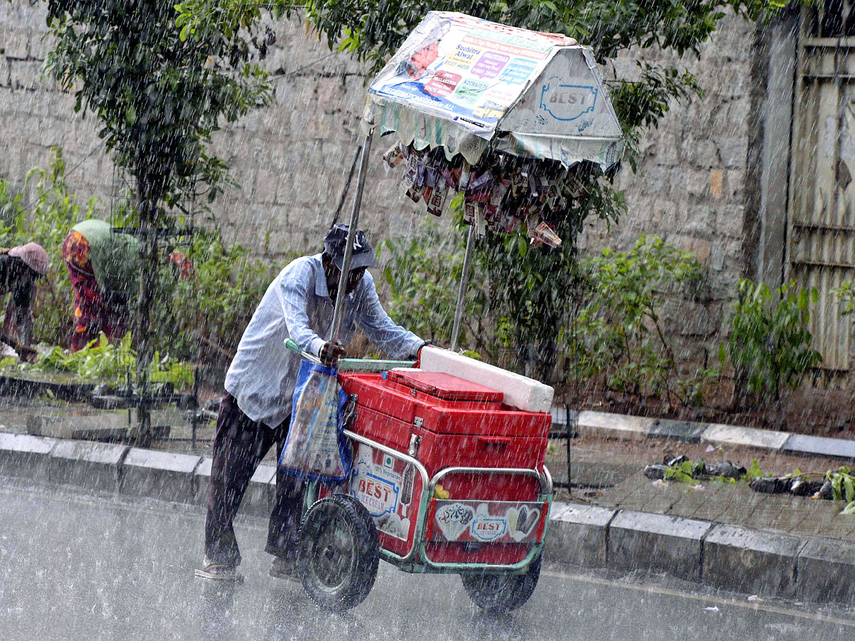 Heavy Rain in Hyderabad - Sakshi5