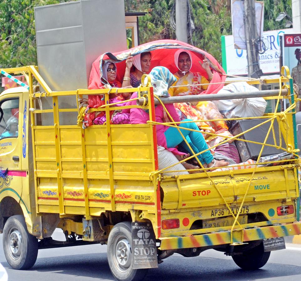 Heavy Summer Temperatures In Telangana And Andhra Pradesh - Sakshi4