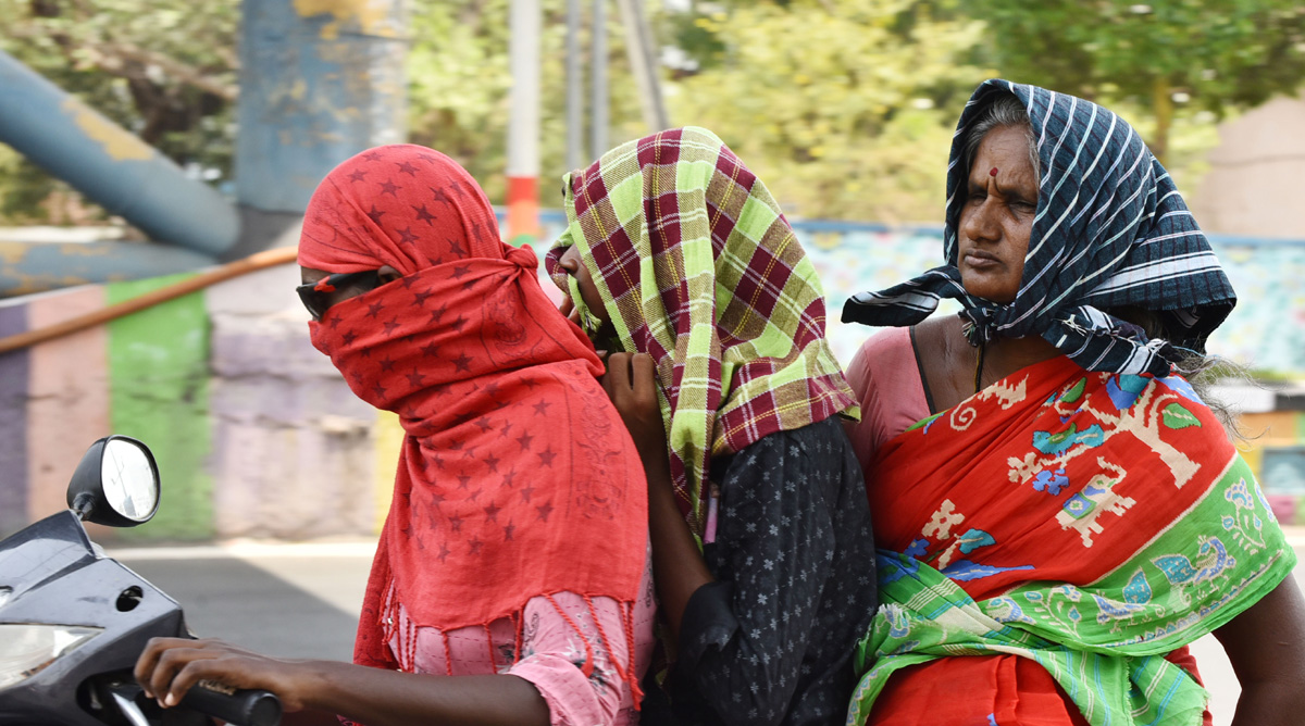 Heavy Summer Temperatures In Telangana And Andhra Pradesh - Sakshi23