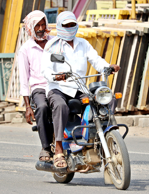 Heavy Summer Temperatures In Telangana And Andhra Pradesh - Sakshi30