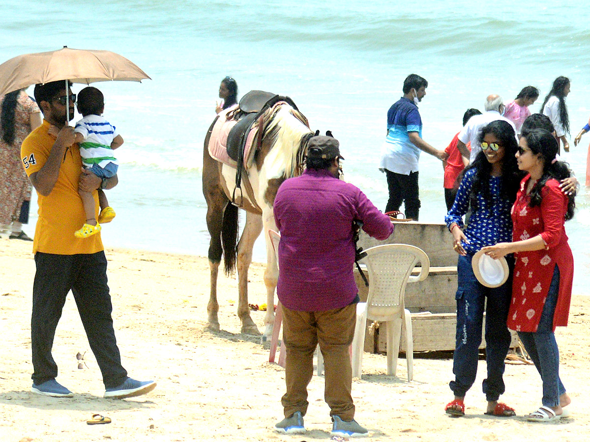 People are Enjoying Sea Bath at Rushikonda Beach Visakhapatnam - Sakshi5