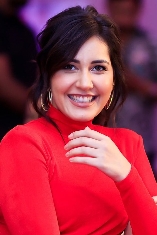 Raashi Khanna Red Dress at Pakka Commercial Movie Press Meet - Sakshi13