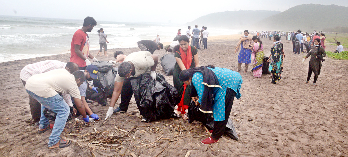 GVMC launches ban on single-use plastic in Visakhapatnam - Sakshi16