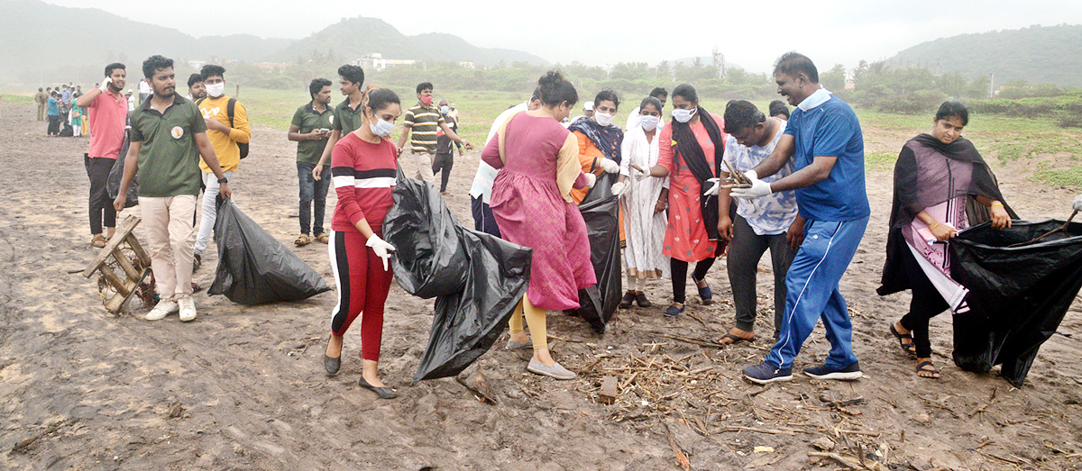 GVMC launches ban on single-use plastic in Visakhapatnam - Sakshi17