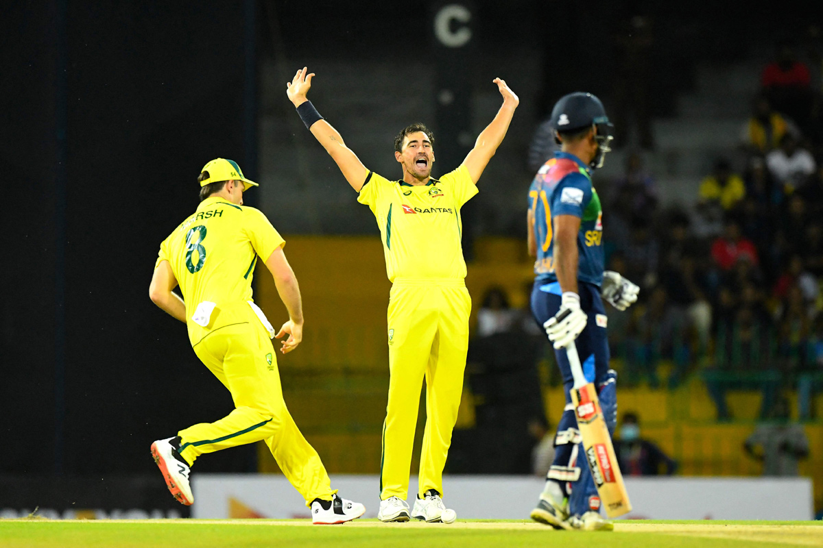 Australia beats Sri Lanka by 10 wickets in 1st T20 - Sakshi1