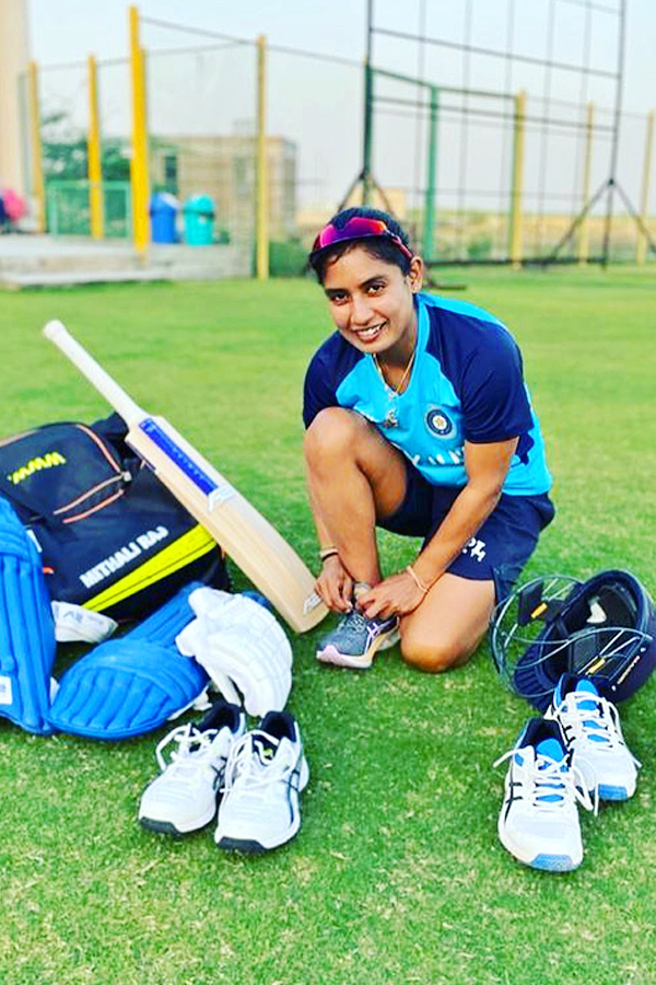 Mithali Raj announces retirement from International cricket Photo Gallery - Sakshi14