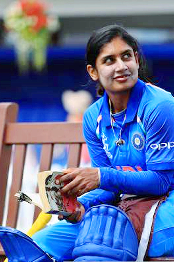 Mithali Raj announces retirement from International cricket Photo Gallery - Sakshi3