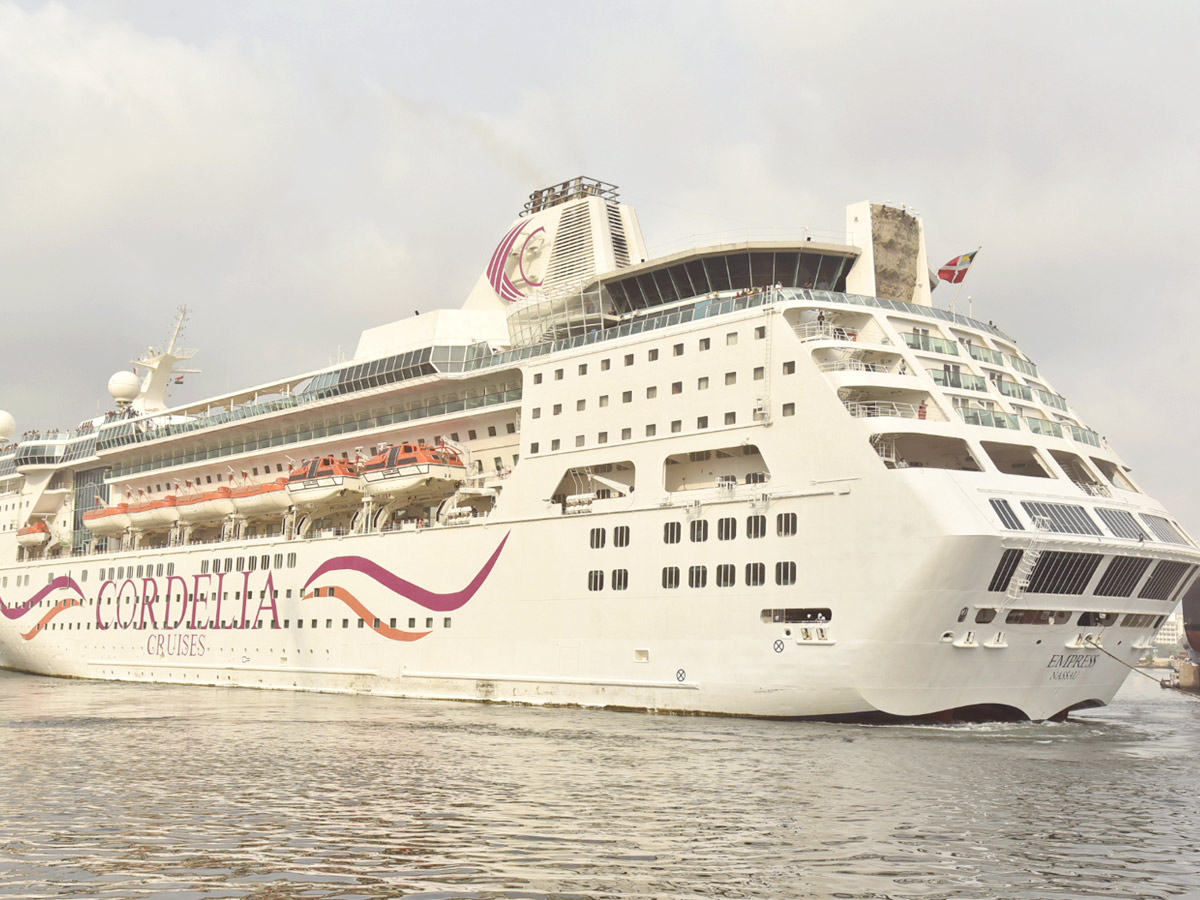 Luxury Ship Cordelia Cruise Arrived In Vizag Photos - Sakshi20