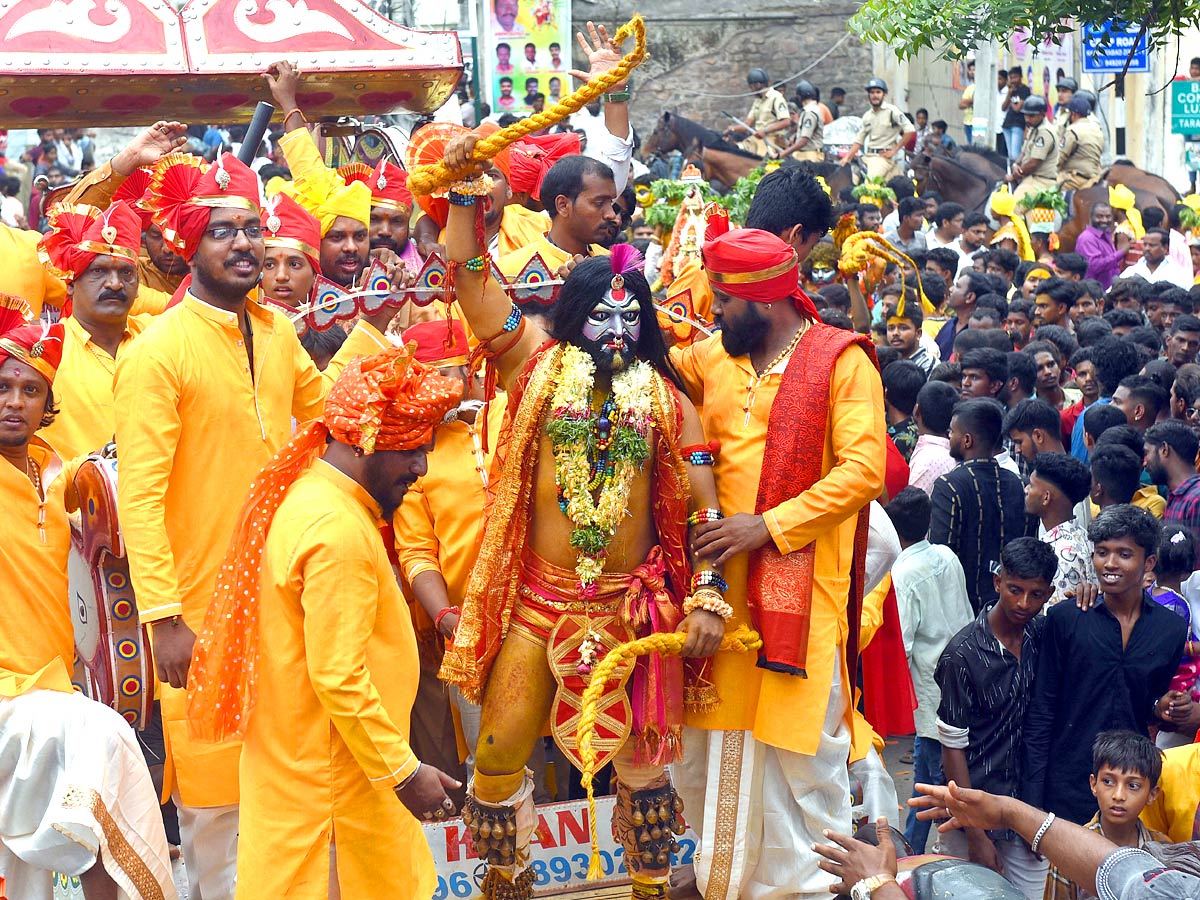 Bonalu Festival 2022 Celebrations At Golconda Fort - Sakshi16