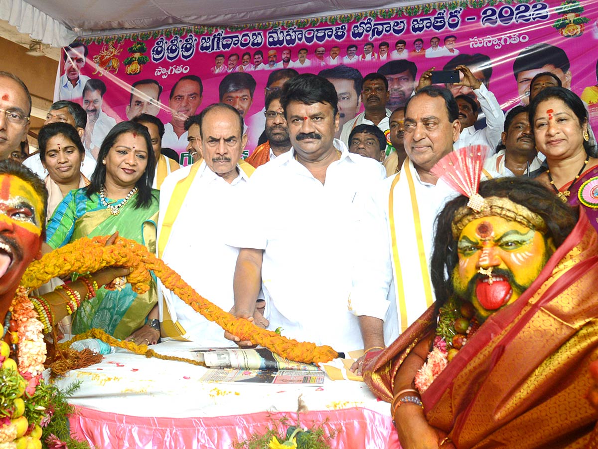 Bonalu Festival 2022 Celebrations At Golconda Fort - Sakshi25