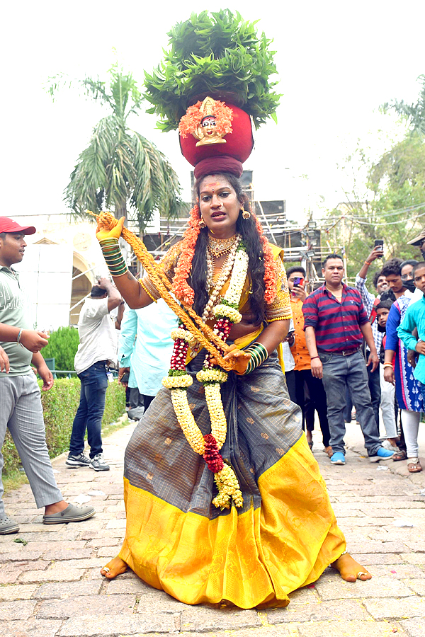 Bonalu Festival 2022 Celebrations At Golconda Fort - Sakshi28