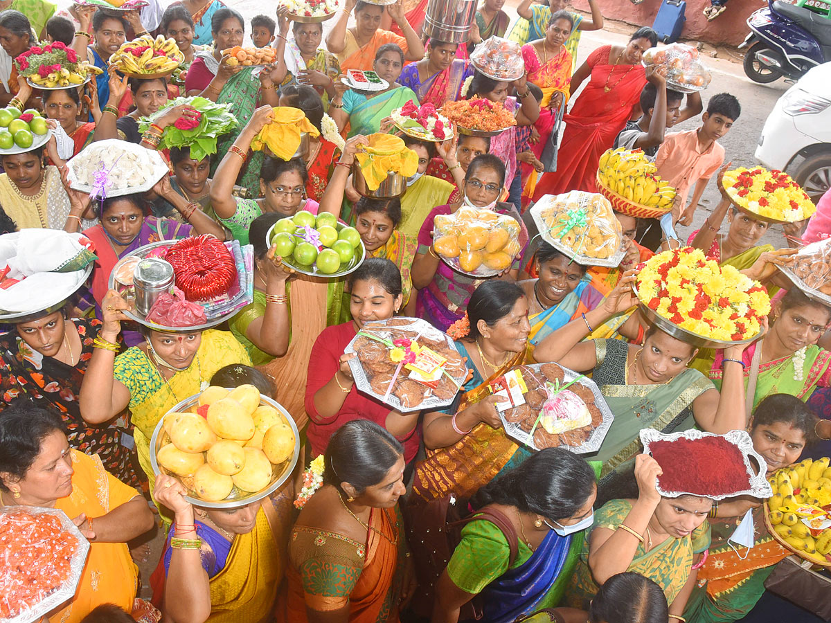 Vijayawada Indrakeeladri Temple  - Sakshi2