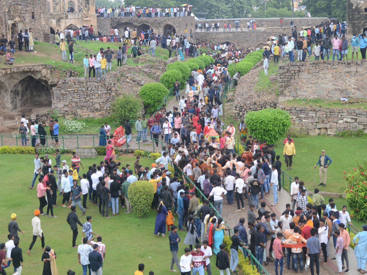 Bonalu Festival 2022 Celebrations At Golconda Fort Photo Gallery - Sakshi16