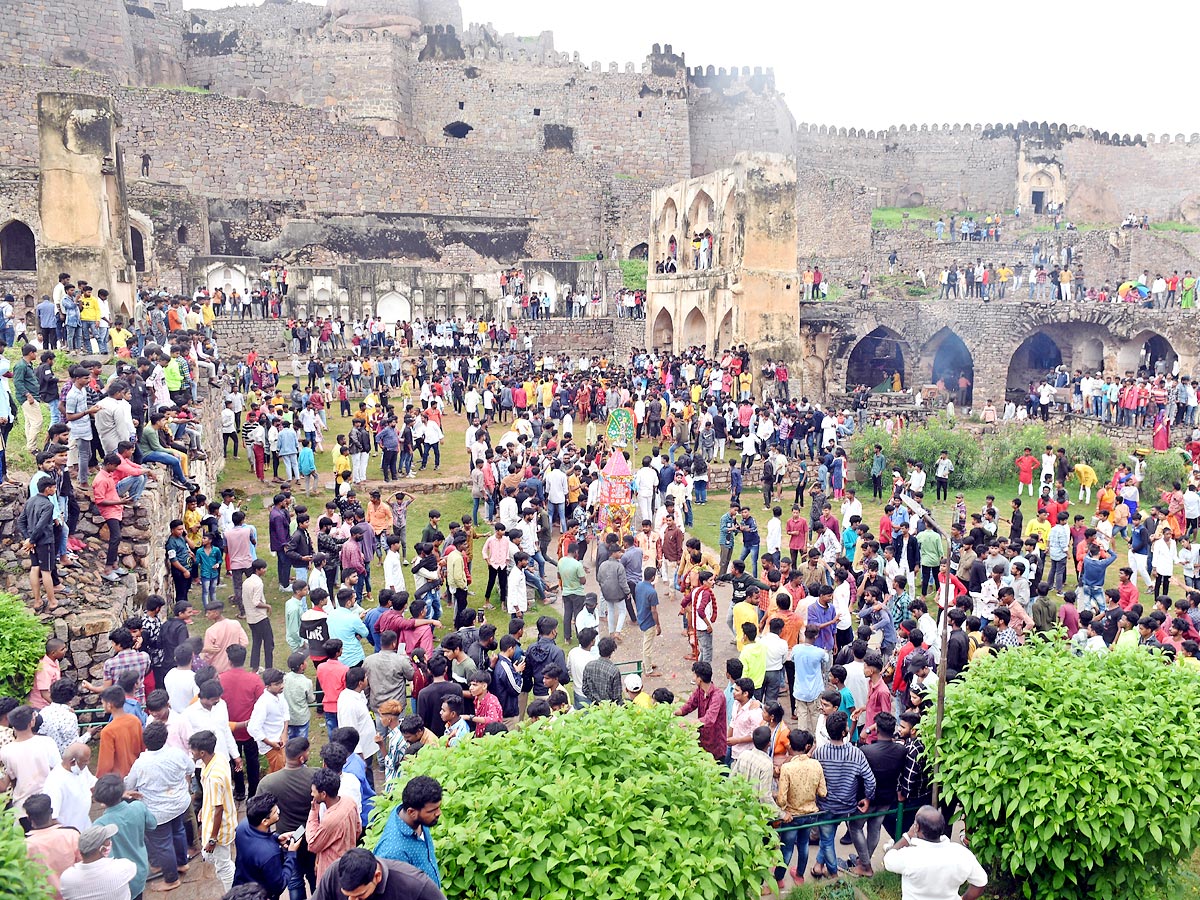 Bonalu Festival 2022 Celebrations At Golconda Fort Photo Gallery - Sakshi20