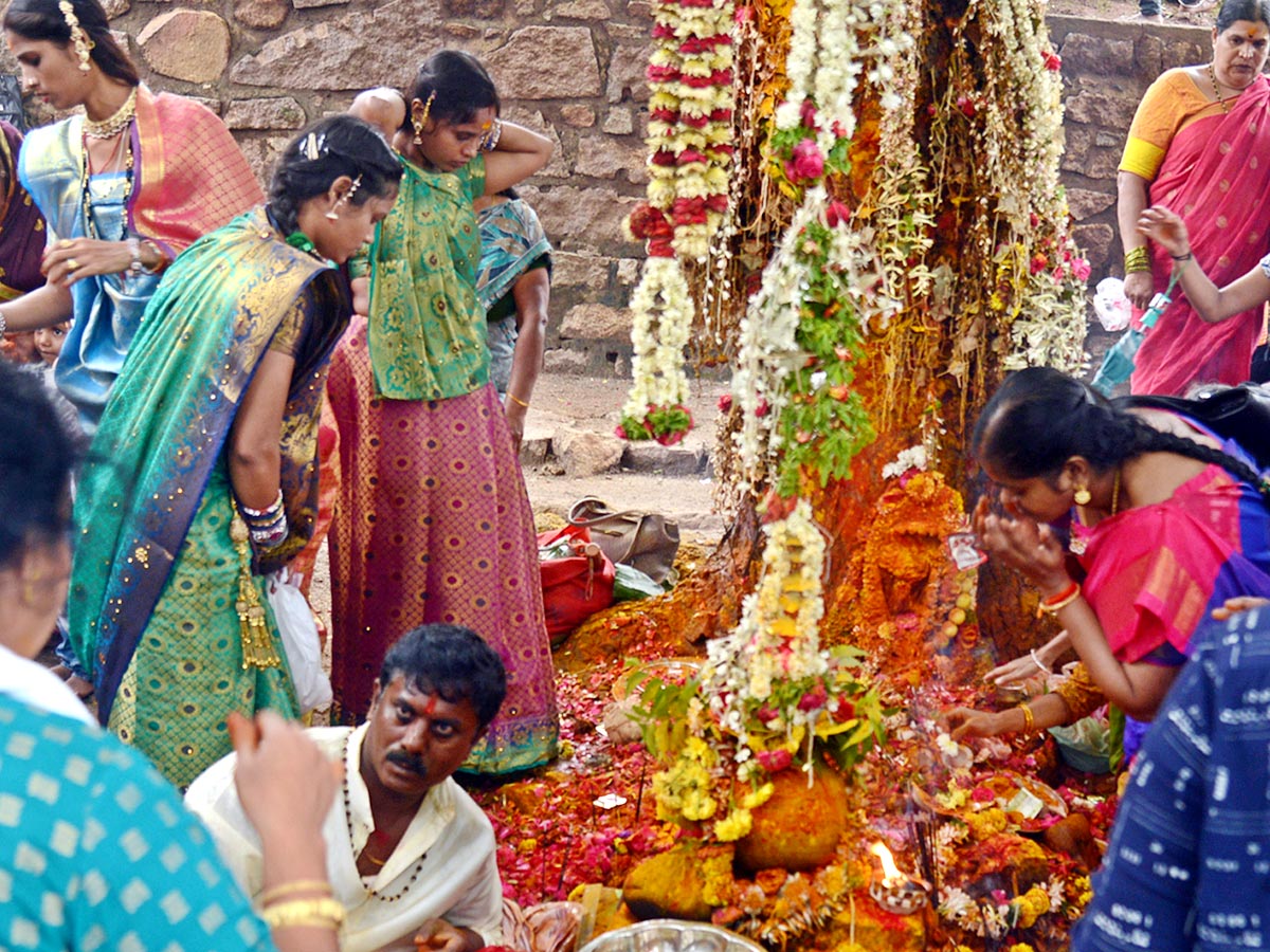 Bonalu Festival 2022 Celebrations At Golconda Fort Photo Gallery - Sakshi24