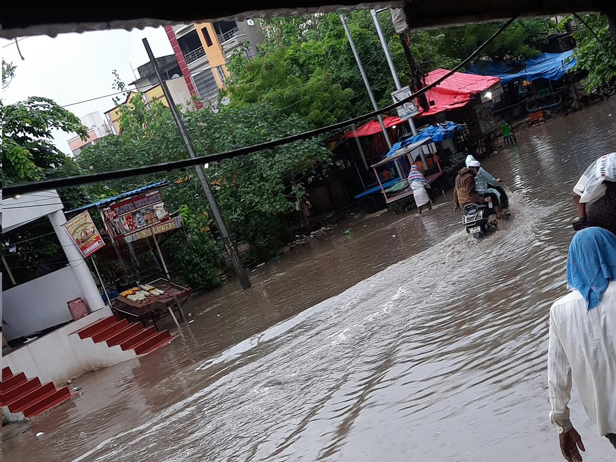 Heavy Rain In Hyderabad Photo Gallery  - Sakshi9