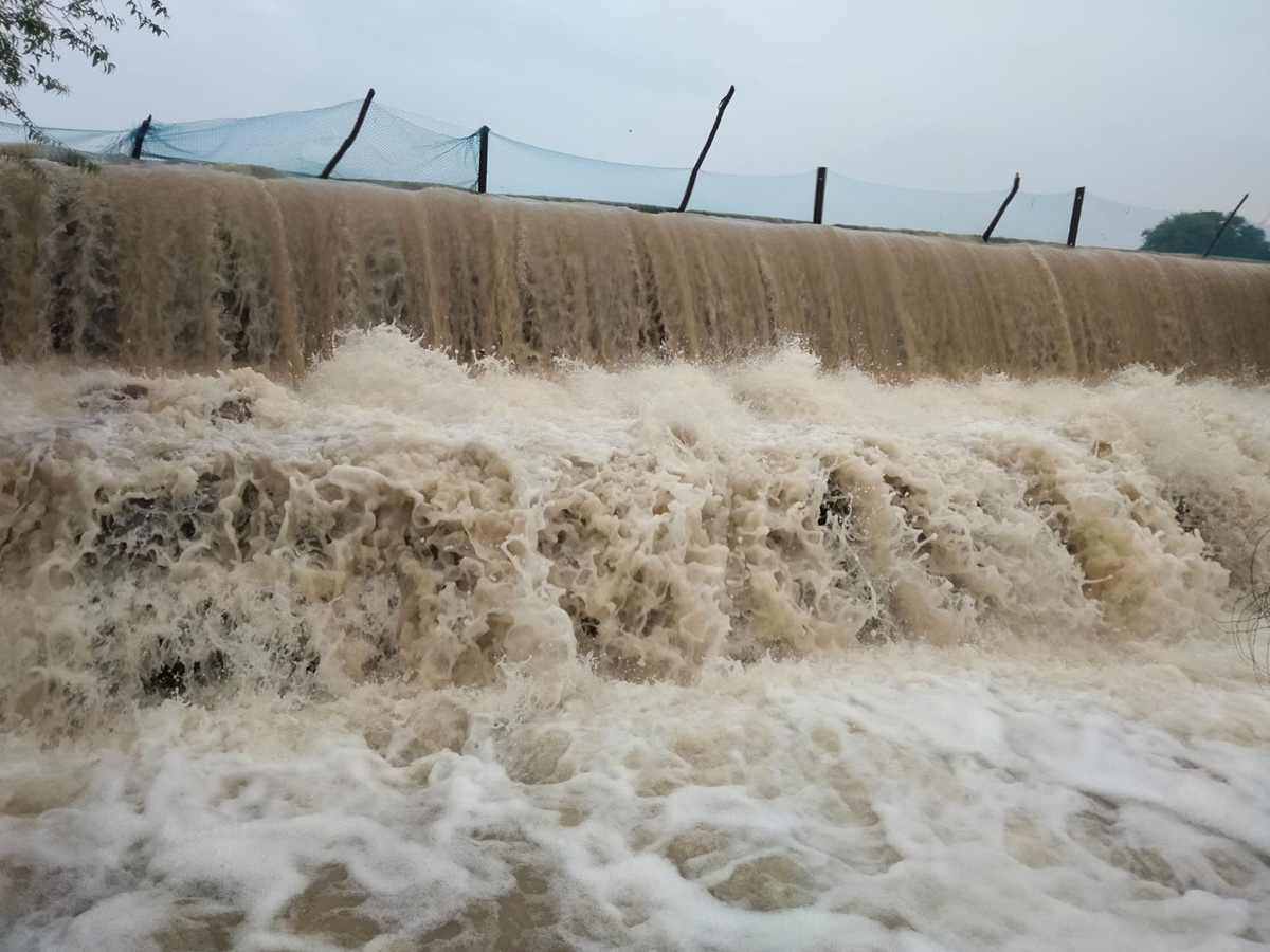 Heavy Rainfall Lashes Telangana Amazing Waterfalls Latest Photos - Sakshi22