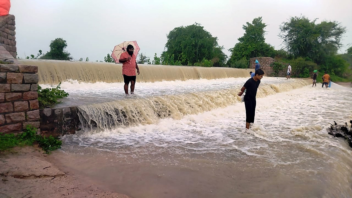 Heavy Rainfall Lashes Telangana Amazing Waterfalls Latest Photos - Sakshi21