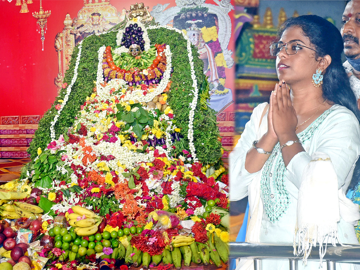 Vijayawada : Shakambari Utsav at Kanaka Durga Temple - Sakshi1