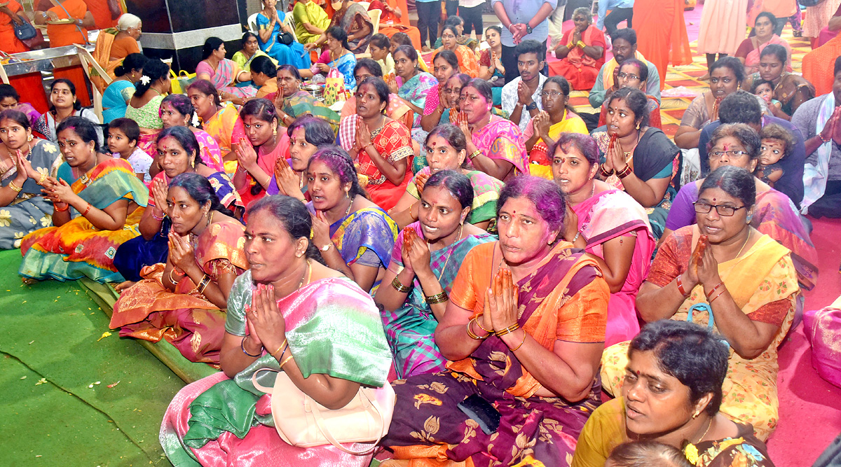 Vijayawada : Shakambari Utsav at Kanaka Durga Temple - Sakshi5