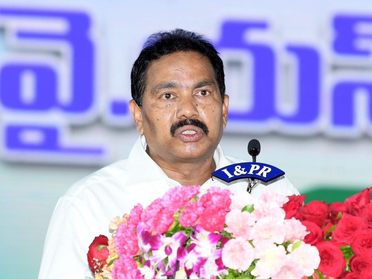 CM YS Jagan launches YSR Vahana Mitra Photo Gallery - Sakshi11