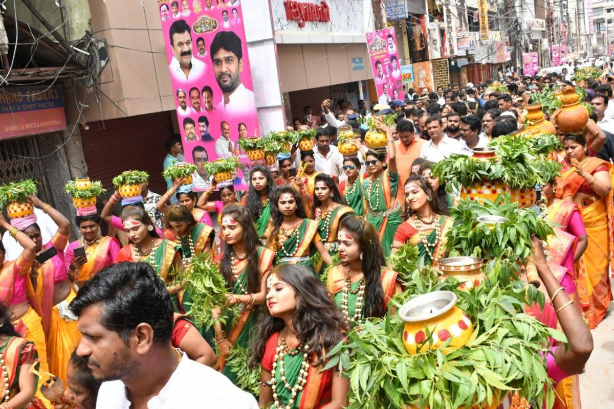 Sri Ujjaini Mahakali Bonalu Photos  - Sakshi18