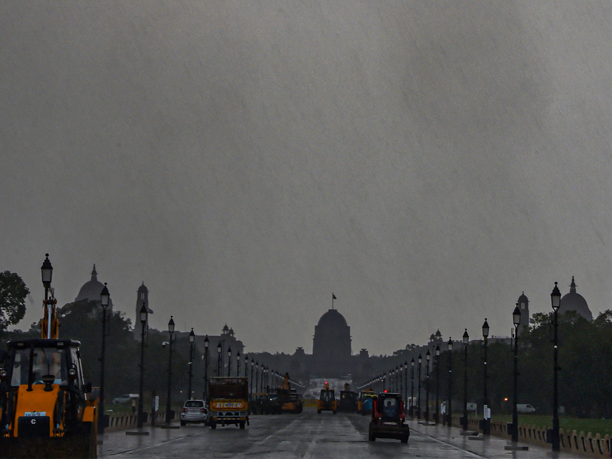 Heavy Rain In Delhi Photo Gallery - Sakshi10